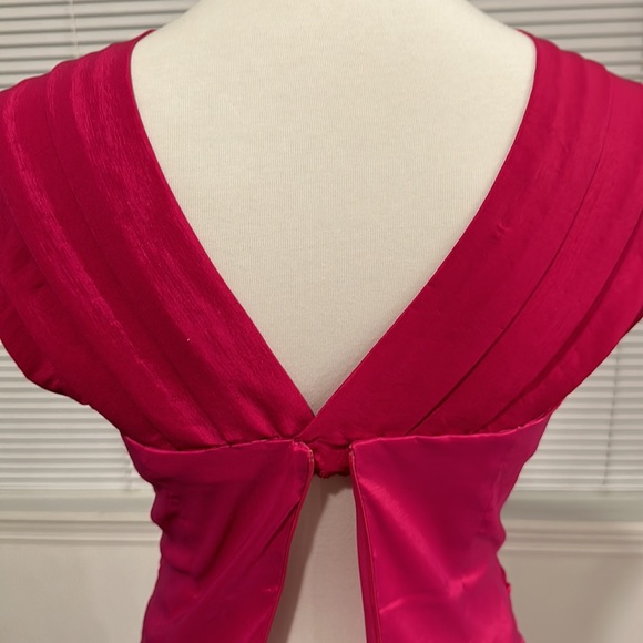 Pink beautiful dress. Handmade sleeves. Worn once only. Like new. - Picture 5 of 5